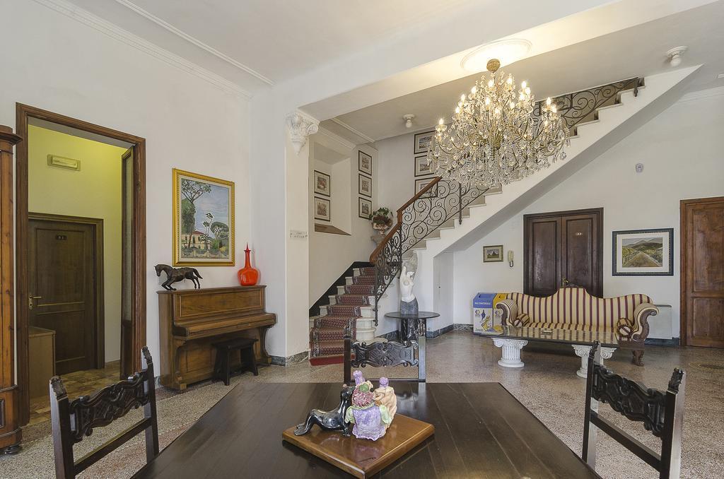 Hotel Verdemare Марина ди Пиетрасанта Екстериор снимка